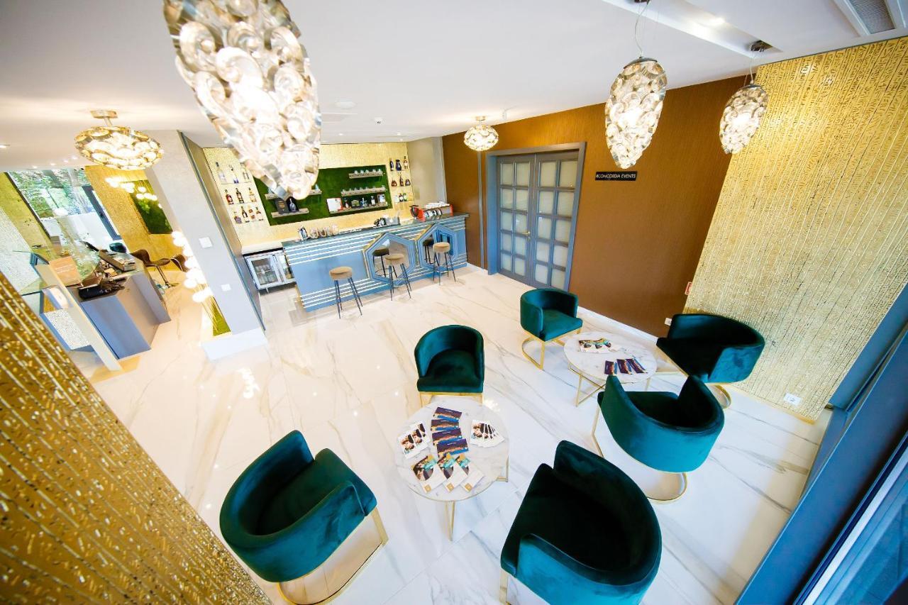 יאשי Pleiada Boutique Hotel & Spa מראה חיצוני תמונה The lobby of the hotel