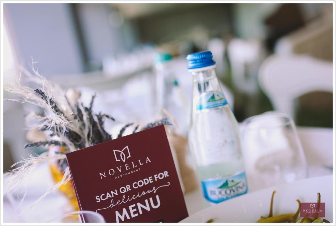 יאשי Pleiada Boutique Hotel & Spa מראה חיצוני תמונה A bottle of Novella
