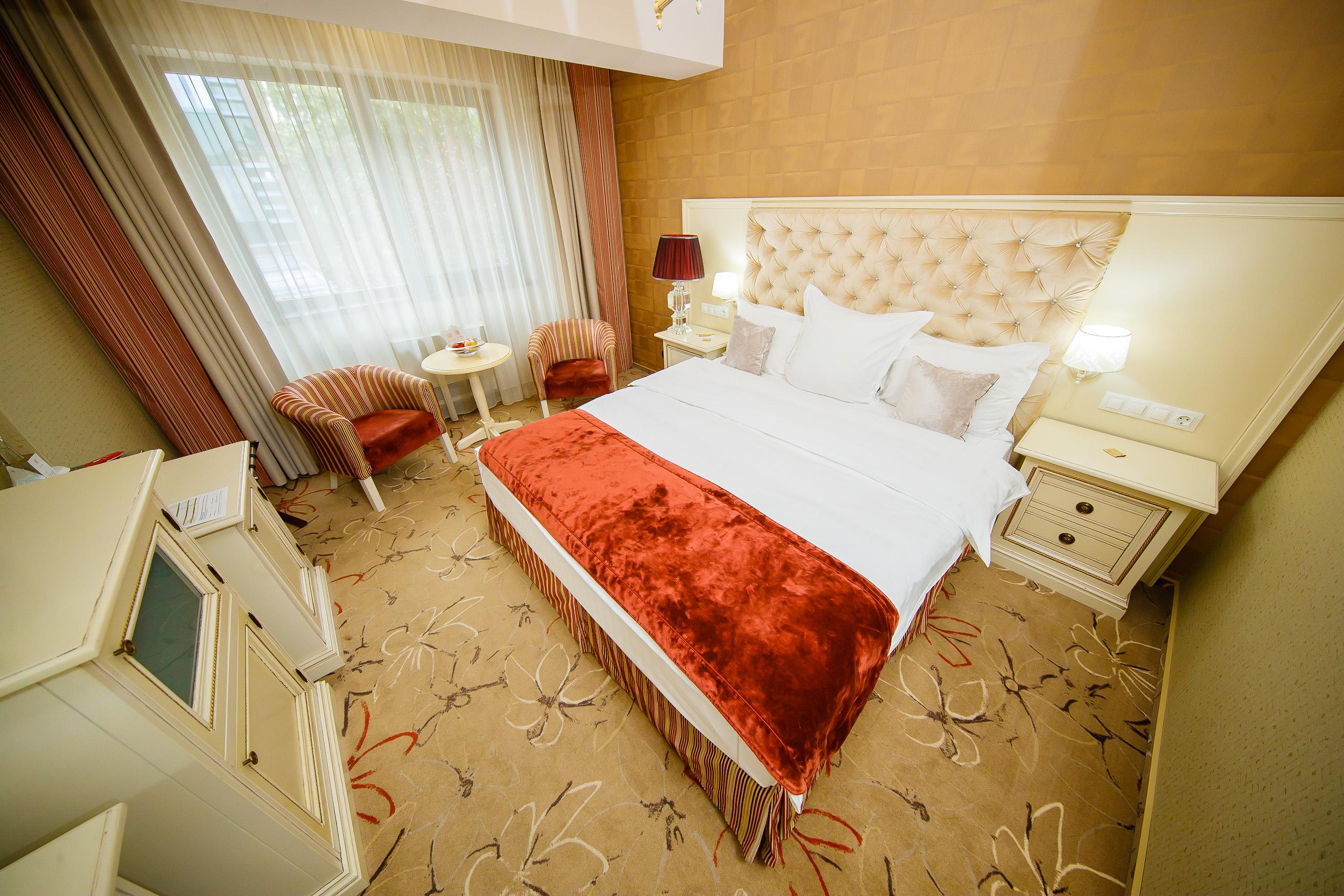 יאשי Pleiada Boutique Hotel & Spa מראה חיצוני תמונה A room at the hotel